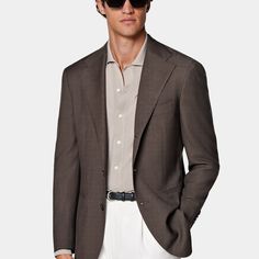 This dark brown blazer is tailored to a relaxed fit with a natural should, jetted pockets, and an unpadded shoulder for a natural silhouette. Brown Custom Fit Blazer For Business, Luxury Fitted Brown Sport Coat, Custom Fit Single Breasted Brown Blazer, Custom Fit Brown Blazer For Work, Grey Herringbone, Brown Blazer, Business Suit, Wool Jacket, Fashion Advice