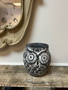 Vagabond Vintage - CEMENT OWL PLANTER - Pink Pig Moroccan Slippers, Owl Planter, Artistic Elements, Square Tray, White Owl, Gift Tea, Tea Gifts, How To Make Pillows, Nature Indoors