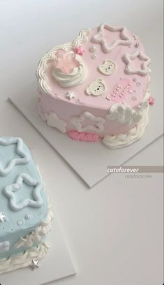 two cakes decorated to look like they are made out of fondant and frosting