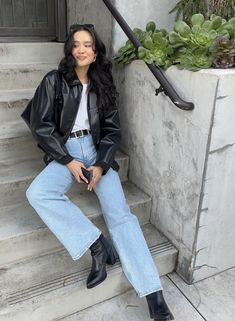 Chic 90s Outfits, 90s Basic Outfits, 90s Rock Outfit, 90s Vibes Outfit, Kristin Cabatingan, Sit Pose, 90s Ootd, Womens Leather Jacket Outfit, Black Leather Jacket Outfit