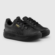 All Black Kids Puma Shoes. Comes With Box Brand New! Black Puma Skate Shoes For Sports, Black Puma Sneakers With Round Toe, Box Branding, Puma Shoes, Pumas Shoes, Black Kids, Gold Black, All Black, Kids Shoes