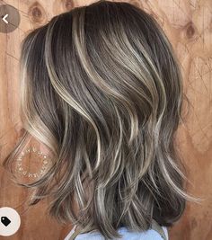 Subtle Blonde Highlights, Blond Balayage, Modern Haircuts, Medium Blonde, Ash Brown, Brown Blonde Hair, Brown Hair With Highlights, Haircuts For Fine Hair, Hair Color Balayage