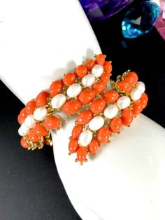 1960'S CROWN TRIFARI GOLD-TONE CORAL FAUX PEARL CABOCHON BYPASS LINK BRACELET | eBay Vintage Jewelry Antique, 1960s Jewelry, Trifari Jewelry, Crown Trifari, Jewelry Antique, Link Bracelets, Costume Jewelry, Antique Jewelry, Faux Pearl