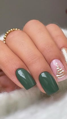 Discover 30 must-see winter nails that are taking over Pinterest this year! From festive Christmas nails and chic Christmas gel nails to easy Xmas nails perfect for the season, find your new favorite look. Explore gorgeous winter nails acrylic, creative winter nail art, and simple Christmas nails acrylic. Whether you're into dipped nails, stick on nails, or French tip press on nails, these designs will give you endless nagel inspo and nagel tips! Dark Green Nails