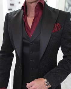 Black Wedding Suit, Men Suits Modern, Gentlemen Suit, Black And Red Suit, Wedding Suit Styles, Black Suit Wedding, Pieces Men, Wedding Suits Groom