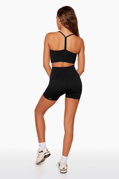 They're back, only better. Fit for spin class and the perfect piece for a sophisticated day-to-night look? That's right, no need to choose. Made with our signature SCULPTFLEX® stretch, you'll love the super high waist, slimming + supportive feel, and the universally flattering length. Trust us. Fit tip: if you are in between sizes, we recommend sizing up. Lycra Shorts, 32a Bra, Lycra Leggings, Set Active, Lounge Bra, Spin Class, Spandex Leggings, Flare Leggings, Night Looks