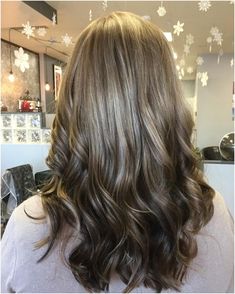 Boliage Hair, Light Curls, Ice Blonde, Blonde Roots, Feed In Braid, Ombre Hair Color, Ombre Balayage