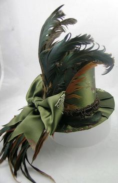 Olive and Brown Blossoms - Mini Top Hat. steampunk. This would have been perfect with my wedding dress. Moda Steampunk, Steampunk Women, Victorian Hats, Steampunk Hat, Style Steampunk, Mini Top Hat, Riding Hats, Green Hat, Victorian Steampunk