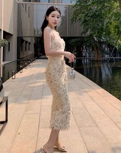 Size Chart:S: Bust: 80cm， Waist: 62cm ，Hip: 86cm ，Length: 108cmM: Bust: 84cm， Waist: 66cm， Hip: 90cm ，Length: 109cmL: Bust: 88cm， Waist: 70cm， Hip: 94cm， Length: 110cmModel Show Party Dress Summer, Harajuku Grunge, Midi Dress Chic, Punk Shoes, Office Shoes Women, Summer Goth, Orange Shoes, Halter Midi Dress, Sweater Vest Women