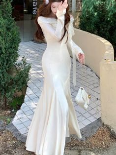 Tavimart Elegant Solid Maxi Dress Women Long Sleeve Off Shoulder Lace Up Slim Mermaid Autumn Winter Wedding Party Vestidos Robe Mujer New S: Length:111cm, Sleeve:55cm, Bust:78cm, Waist:60cm, Hip:86cm M: Length:112cm, Sleeve:56cm, Bust:82cm, Waist:64cm, Hip:90cm L: Length:113cm, Sleeve:57cm, Bust:86cm, Waist:68cm, Hip:94cm Note: 1. Please follow the size chart to select the size and do not select directly to your habits. 2. The size may have 1-3 cm differs due to manual measurement. 3. As we all Elegant Modest Dresses, Modest White Dress, Winter Wedding Party, Y2k Outfits Dresses, Dress Types, Wedding Dress Types, Solid Maxi Dress, Coquette Girl, Glam Dresses