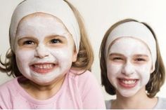 Spa Day Party, Diva Party, Kids Sleepover, Girl Spa Party, Kids Spa, Homemade Mask, Perfect Face, Face Masks For Kids, Kids Mask