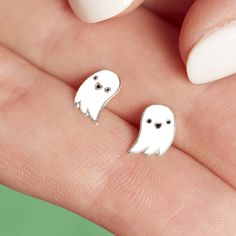 Our spooky 'White Halloween Ghost' earrings are the perfect accessory for Halloween. Our carefully designed 'White Halloween Ghost' earrings are the perfect accessory for any Halloween costume! Our fun and quirky 'White Halloween Ghost' earrings would make the best gift for any Halloween enthusiast. These earrings have been created with comfort in mind, they can be worn all day long. Is it a gift? We've got the perfect finishing touches, our gift cards feature hand illustrated prints to celebrat Card Writing, Ellie Ellie, White Halloween, Ghost Earrings, Halloween Ghost, Hand Illustration, Halloween Ghosts, Illustration Print, Gift Cards