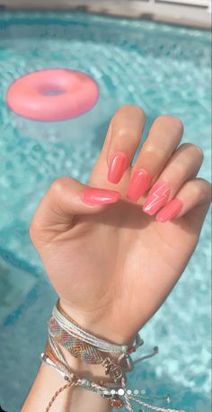 Trending Nail Ideas, Spring Nails 2022, Nail Art Fall, Trending Nail Art, Preppy Nails, Nail Beds, Cuticle Care, Summery Nails, Cute Summer Nails