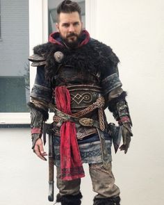 Viking Male Costume, Viking Cosplay Men, Viking Clothing Male, Eivor Male, Female Eivor, Viking Ideas, Costumes Male, Samurai Cosplay, Viking Ragnar