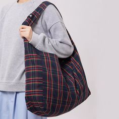 This oversized plaid tote bag features a classic red and green tartan pattern. It has a spacious interior, perfect for carrying all your essentials and school textbooks. Ideal for preppy outfits. Size: 42*32*13 cm/ 16.5*12.6*5.1 inMaterial: Canvas Plaid Rectangular Shoulder Bag For School, Plaid Rectangular Bag For School, Rectangular Plaid Bags For School, Rectangular Plaid Bag For School, Casual Plaid Cotton Bag, Casual Plaid School Bag, Casual Cotton Plaid Bags, Rectangular Plaid School Bag, Casual Everyday Plaid Bags