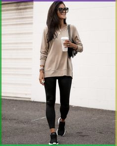 Retinol Myths Debunked Sahm Outfits, Athleisure Outfits Fall, Loungewear Capsule, Fall Athleisure, Leggings Outfit Fall, Comfy Casual Outfits