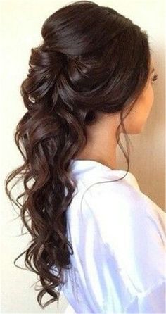 Wedding Hairstyles » 22 Half Up and Half Down Wedding Hairstyles to Get You Inspired » ❤️ See more: http://www.weddinginclude.com/2017/05/half-up-and-half-down-wedding-hairstyles-to-get-you-inspired/ Sanggul Modern, Romantic Wedding Hair, Wedding Hairstyles For Long Hair, Half Up Hair, Bride Hairstyles