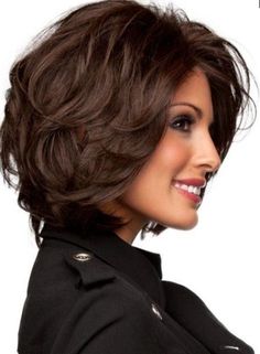 Classy Short Haircuts, Haircut 90s, Hairstyles For Thick Hair, Modern Short Hairstyles, Haircut Blonde, Bob Hairstyles For Thick, Mid Length Hair With Layers, Medium Length Hair With Layers, Short Brown Hair