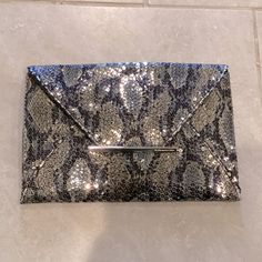 Nwt Bcbg Maxazari Sequin Snake Skin Clutch Purse Gold Hardware 8”X11” Thanks For Looking 44k Glamorous Clutch For Celebration, Gold Evening Bag With Magnetic Closure For Party, Silver Party Clutch With Magnetic Closure, Chic Formal Clutch With Sequins, Chic Envelope Evening Bag For Night Out, Party Clutch With Magnetic Closure, Chic Evening Bag With Magnetic Closure For Party, Clutch Purse, Handbag Accessories