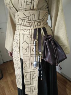 Jedi Librarian, Jedi Oc, Futuristic Clothes, Star Wars Disneybound, Sci Fi Outfit, Jedi Robe