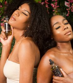 Hair Growth Oil Photoshoot, Hair Oil Photoshoot Ideas, Afro Hair Photoshoot Ideas, Hair Product Photoshoot Ideas, Hair Oil Photography Ideas, Hair Oil Photoshoot, Hair Product Shoot, Natural Hair Photoshoot Ideas, Hair Oil Photography