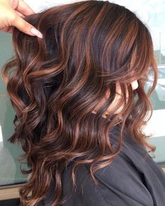 Brown Hair Trends, Brown Hair Shades, Brown Ombre Hair, Caramel Highlights, Hair Color Light Brown, Hair Color Auburn, Hair Done