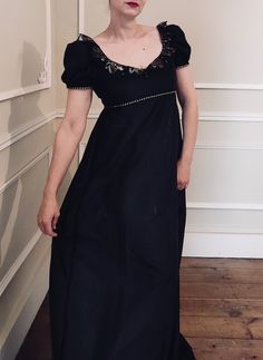 1st Empire dress in black silk and gold | Etsy Victorian Style Black Evening Dress, Elegant Black Fitted Medieval Dress, Elegant Fitted Black Medieval Dress, Black Victorian Evening Dress, Black Regency Style Evening Dress, Regency Style Black Evening Dress, Black Victorian Dress For Evening, Victorian Black Dress With Lace Trim, Formal Black Dress With Historical Design