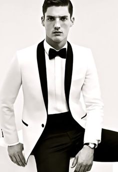 #mensuits #tuxudos #groomsuits #menweddingsuits Black And White Tuxedo Wedding Tie, Groom White Tuxedo Jacket, Terno Slim, White Tux, Groom Wedding Dress, Black And White Tuxedo, Classic Tuxedo, Man Blazer, Groom Tuxedo