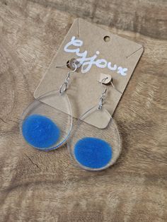 Earrings made with epoxy resin  Size total : 8*4 cm 🌏 free shipping!!  Feel free to contact me if you have any questions 😊 Christmas Deals, Jewelry Earrings Dangle, Etsy Earrings, Dangle Drop Earrings, Dangle Earrings, Jewelry Earrings, Accessory Gift, Drop Earrings, Electronic Accessories