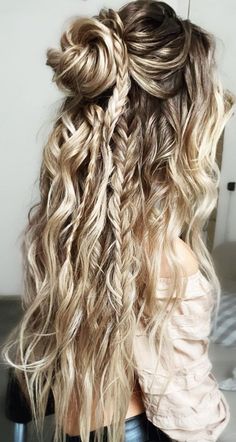 Prom Hair Down, Boho Wedding Hair, Bridesmaid Hair Half Up, Wedding Hairstyles Half Up Half Down, Bridal Hairstyles, Bridesmaid Hairstyles, Boho Braids, Wedding Hairstyles For Long Hair