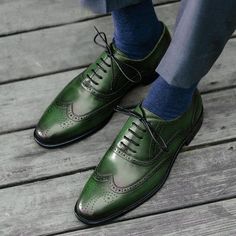 Green Dress Shoes, Shoe Gallery, Leather Brogues, Brogue Shoes, Star Shoes, Genuine Leather Shoes, How To Make Shoes, Green Shoes, Leather Shoes Men