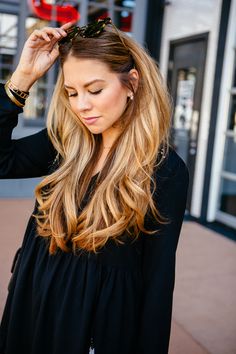 PONTE GUAPA EN TUBELLEZAPP.COM ENCONTRARAS A LOS CENTROS Y PROFESIONALES QUE MAS TE CONVENGAN. ENTRA Y REGÍSTRATE: http://tubellezapp.com/ Honey Blonde Hair, Honey Hair, Winter Hair Color, Long Blonde, Easy Hairstyles For Long Hair, Long Blonde Hair, Great Hair, Blonde Hair Color, Hair Dos