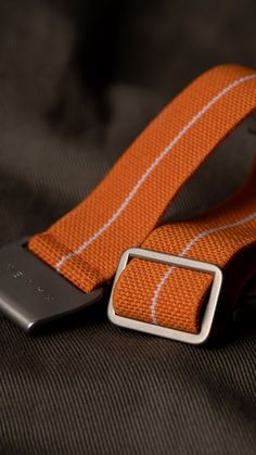 The parachute-style strap is representative of a time in watch history, properly known as The Marine Nationale Parachute Elastic Strap, has an interesting history that dates back to the 1960s and 1970s. The parachute strap is elastic, breathable and fully adjustable, perfect for everyday wear⁠.⁠ Japanese Gate, Nike Logo Wallpapers, British Style Men, Limbic System, Hip Hop And R&b, The Marine, Interesting History, Spring Hairstyles, Watch Straps