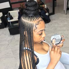 Yarn Twists, Twist Locs, Thighs Workout, Braiding Hairstyles, Picture Day Hair, Braids Twist, Summer Braids, Braids Styles, African Hair Braiding Styles