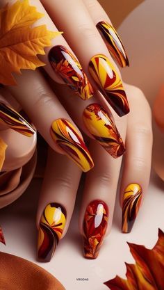 Natural Nail Designs, Sunflower Nails, November Nails, Artsy Style, Unique Acrylic Nails, Manicures Designs, Autumn Nails, Nail Designs Spring, Beautiful Nail Art