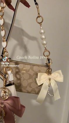 Coach Bag Outfit, Detailed Crochet, Pop Tabs, My Style Bags, Purse Essentials, Luxury Bags Collection, Handbag Essentials, Couture Handbags, Embroidery Stitching