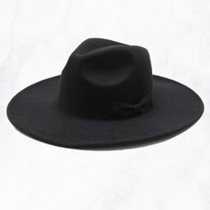 Wide brim fedora hat with bow classic. Circumference: 56-58cm/22-22.8” Depth: 4.72” Length: 2.76” Hat With Bow, Wide Brim Fedora, Fedora Hat, Wide Brimmed, Fedora, Hats, Black