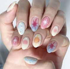 Stars Nails Design, Nail Ideas Colorful, Summer Nails Pastel, Sun Nail Art, Nails Summer Vibes, Korean Gel Polish, Nails Sun, Sun Nails, Star Nail Designs