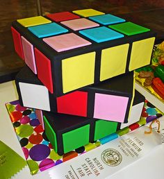 a cake made to look like a rubik cube