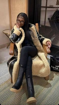 Winter Outfits Black Women, New York Winter Outfit, Thanksgiving Outfit Ideas For Women, What To Wear On Thanksgiving, Winter Birthday Outfit, Stile Blair Waldorf, Adrette Outfits, Cute Thanksgiving Outfits