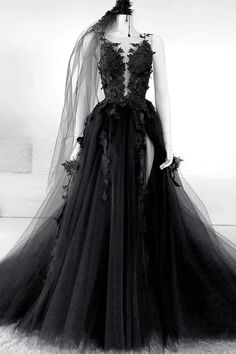 Black Tulle Wedding Dress, Black Wedding Gowns, Prom Dress Black, Backless Bridal Gowns, Backless Evening Dress, Prom Dresses Modest, Black Tulle, Black Wedding Dresses