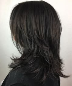 Medium Shaggy Hairstyles, Modern Shag Haircut, Medium Shag Haircuts, Edgy Haircuts