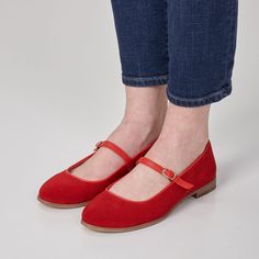 These chic red Mary Jane shoes feature a flat sole for all-day wearability, ensuring both fashion and function. Adding a touch of sophistication, a contrasting pipping and leather strap fastening, accentuated by a gleaming gold-toned buckle, are designed to make a statement. Whether paired with jeans for a casual look or a dress for a night out, these flats are sure to elevate any ensemble with their bold yet refined style.  Upper & lining: genuine leather Closure: buckle Fit: true to size  Widt Red Mary Janes With Buckle Closure For Spring, Summer Mary Jane Ballet Flats, Red Slip-on Flats With Flat Heel, Red Closed Toe Mary Janes With Buckle Closure, Casual Closed Toe Ballet Flats With Buckle, Casual Closed Toe Ballet Flats With Buckle Closure, Slip-on Flats With Red Sole, Slip-on Flats With Red Sole And Round Toe, Red Mary Janes With Buckle Closure And Round Toe