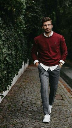 Men Pose, Mens Fall Outfits, Mens Business Casual, Sweater Outfits Men, Business Clothing, Mens Smart Casual Outfits, Smart Casual Menswear, Dressing Ideas