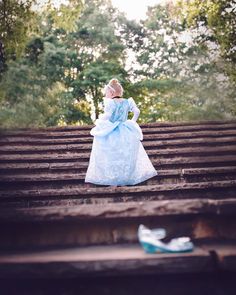 Princess Birthday Photo Shoot, Princess Birthday Pictures, Princess Pictures Ideas Photoshoot, Cinderella Pictures Ideas Photo Shoot, Disney Princess Photoshoot Ideas, Cinderella Photo, Cinderella Photoshoot Ideas, Disney Princess Photoshoot, Cinderella Toddler Birthday Party