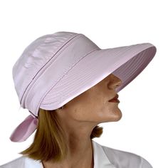 Very cute Lightweight Caps that zip off to become visor, Ponytail opening on back, Wired front for shape and packability. Superior lightweight ladies sunhat/visor all in one One size fits all Easy velcro closure to enable size adjustment featuring a beautiful bow at the back Two in one sun hat The stylish wide brimmed breathable hat is lightweight for comfort on hot days The Cotton/Polyester mixture features 30% SPF allowing reliable skin protection for ears and the entire face The hole in the b Golf Clothing, Lucky In Love, Golf Gloves, Shoe Bags, Sparkly Earrings, Head Covering, Hot Days, Rain Wear, Ladies Golf