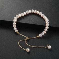 pearl bracelet Chain Bracelet With Beads, Adjustable Chain Bracelet, Pearl Bracelet Ideas, Jewellery Bracelets, Diy Ring, Pearls Bracelet, Pearl Bracelets, Horn Necklace