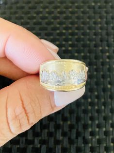 14k solid gold women's ring last supper ❤️ Size 8 ❤️ Yellow and white gold  ❤️ Fine jewelry  ❤️ Includes a box  Check out my other jewelry  ❤️ Anillo de la última cena ❤️ Joyeria fina ❤️ Anillo oro 14 kilates auténtico  SKU 091964 White Gold Wide Band Formal Jewelry, White Gold Jewelry With Decorative Wide Band, White Gold Wide Band With Decorative Details, Heirloom Yellow And White Gold Jewelry, 14k Gold Elegant Engraved Ring, 14k Gold Ring With Decorative Band, Elegant 14k Gold Engraved Ring With Hallmark, 14k White Gold Jewelry With Wide Band, 14k White Gold Ring In Gold Color