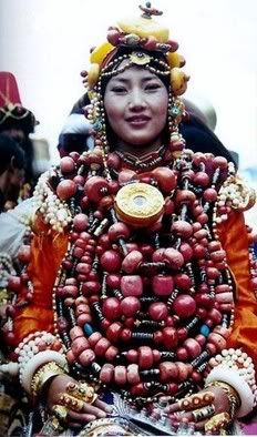 Tibetan Jewelry Rare Clothing, Travel Oklahoma, Bead Necklaces, Arts Festival, Traditional Fashion, People Of The World