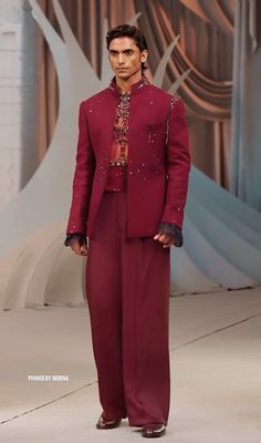 Shantnu & Nikhil - India 🇮🇳 Bollywood Inspired Outfit, Indian Men Outfits, Mens Croqui, Jodhpuri Mens, Indian Cocktail Dress, Mumbai Night, Indo Western Dress For Men, India Fashion Men